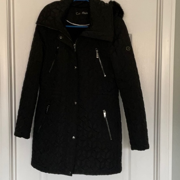Calvin Klein Puffer Jacket - Picture 1 of 9
